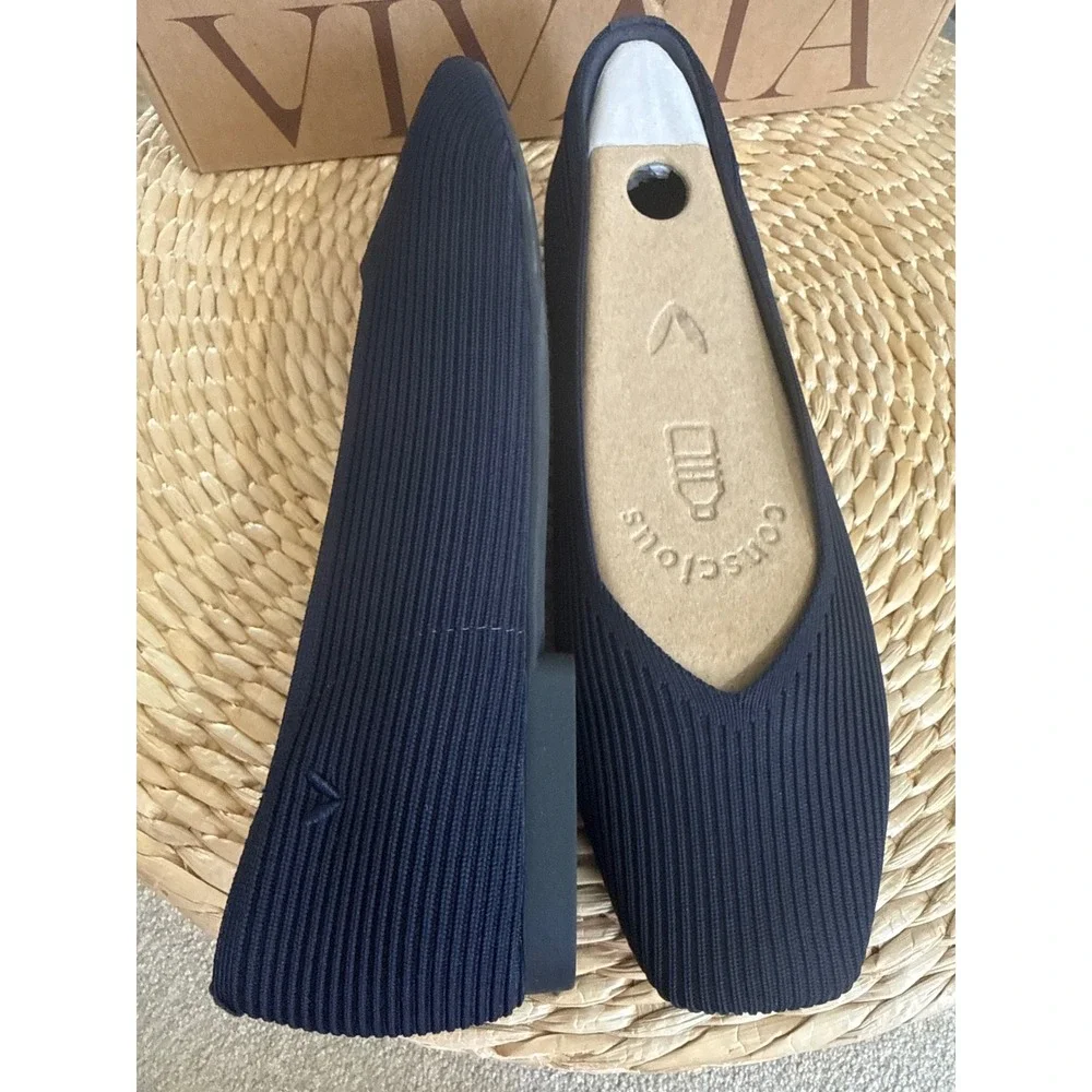 VIVAIA Navy Square Toe Knit Flats Comfortable Lightweight NEW EU/42W US/10.5W‎